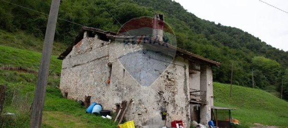 Дом с 5 комнатами в Вобарно, Италия № 327956 9