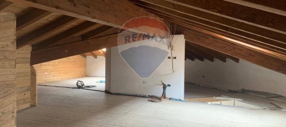 Вилла с 13 комнатами в Брешиа, Италия № 146193 2