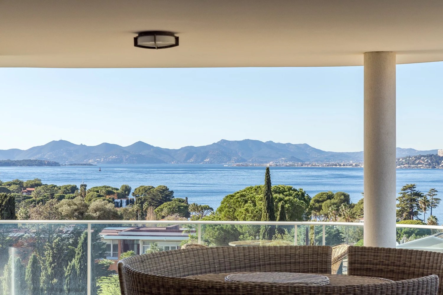 3 bedrooms Apartment in Antibes, France No. 1444