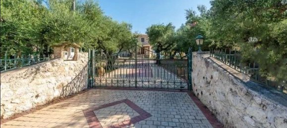 4 bedrooms Commercial property in Zakynthos, Greece No. 706 22