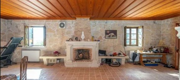 4 bedrooms Commercial property in Zakynthos, Greece No. 706 6