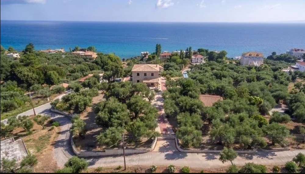 4 bedrooms Commercial property in Zakynthos, Greece No. 706