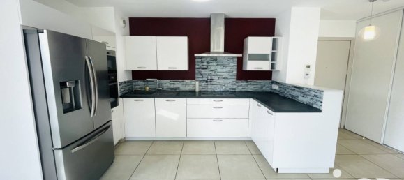 3 chambres Appartement à L'Isle-sur-la-Sorgue, France No. 355557 2