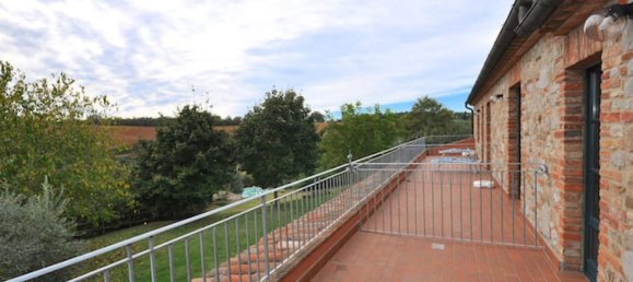 25 rooms House in Città della Pieve, Italy No. 52894 20