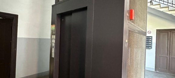 3 bedrooms Apartment in Milan, Italy No. 360743 4