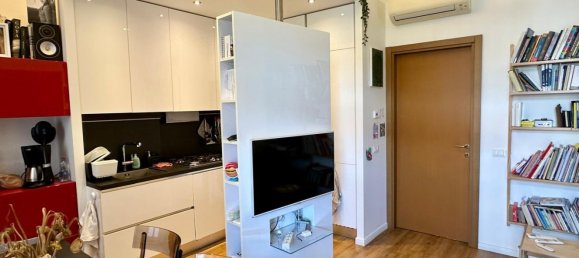 3 bedrooms Apartment in Milan, Italy No. 360743 12