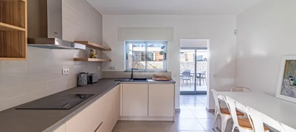 Casa de 5 dormitorios en Quarteira, Portugal No. 111682 9