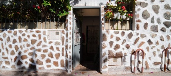 2 Schlafzimmer Haus in Santa Lucia De Tirajana, Spain, Nr. 149183 3