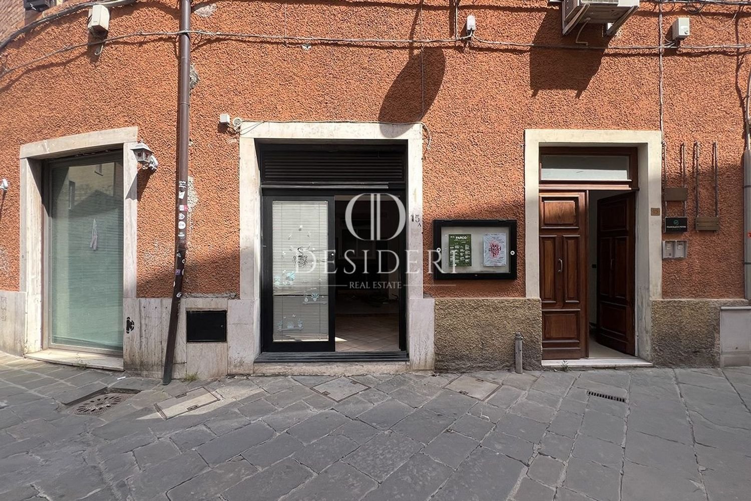 38m² Commercial property in Grosseto, Italy No. 276057