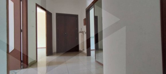 Квартира с 3 спальнями в Термоли, Италия № 290938 4