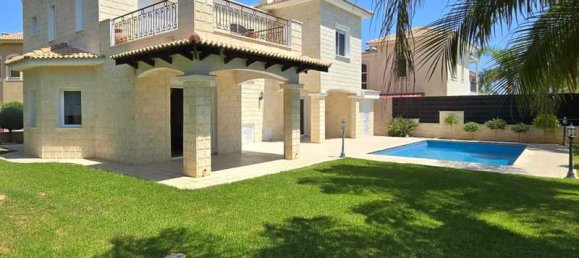 3 bedrooms Commercial property in Agios Tychonas, Cyprus No. 19539 2