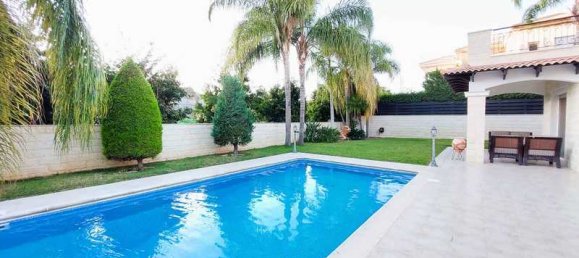 3 bedrooms Commercial property in Agios Tychonas, Cyprus No. 19539 13