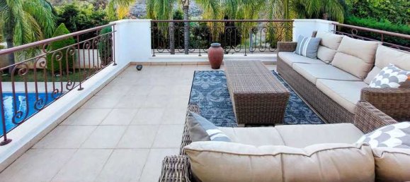 3 bedrooms Commercial property in Agios Tychonas, Cyprus No. 19539 9