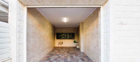 3 bedrooms Commercial property in Agios Tychonas, Cyprus No. 19539 12