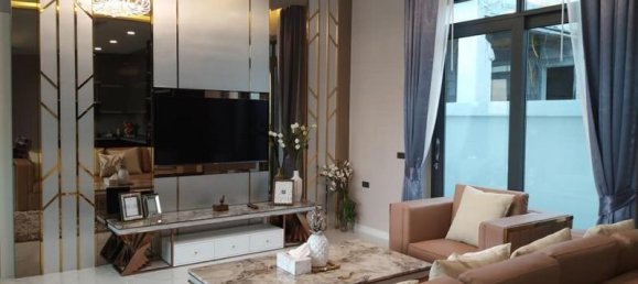 Дом с 5 спальнями в Паттайя, Таиланд № 168 3