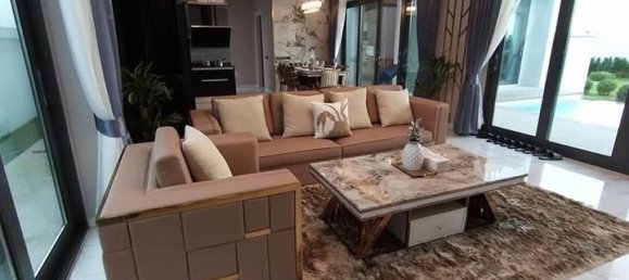 Дом с 5 спальнями в Паттайя, Таиланд № 168 4