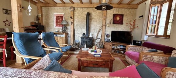 8 bedrooms Castles in Sauze-Vaussais, France No. 340926 6