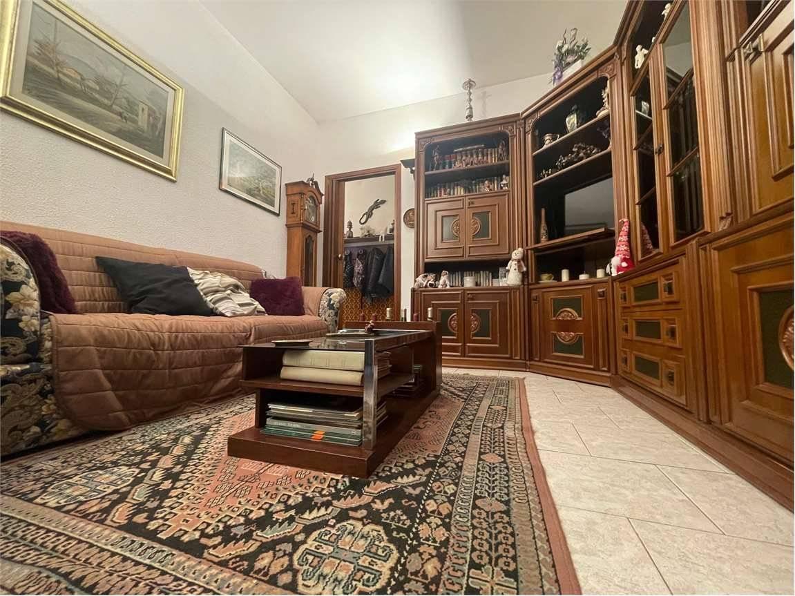 Apartamento de 3 habitaciónes en Cologno Monzese, Italy No. 29442