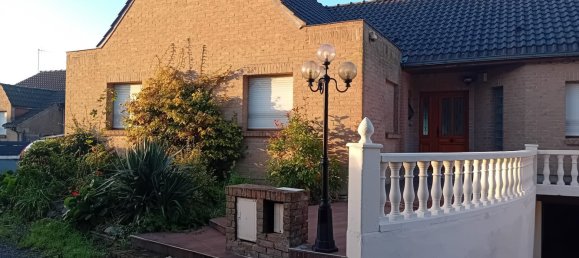 Дом с 4 спальнями в Рубе, Франция № 215068 2