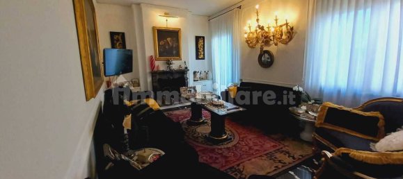 3 bedrooms Villa in Vicenza, Italy No. 168296 12
