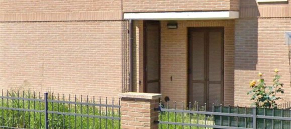 Квартира с 3 комнатами в Кастельфранко Эмилия, Италия № 285870 26