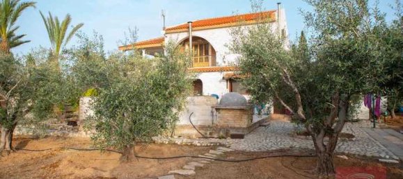 5 bedrooms Villa in Pervolia, Cyprus No. 20126 4
