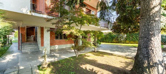 10-salle Villa à Bollate, Italy No. 20933 5