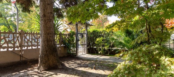 10-salle Villa à Bollate, Italy No. 20933 2