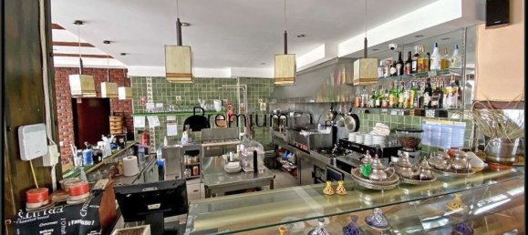 66m² Commercial property in Albufeira, Portugal No. 79308 7