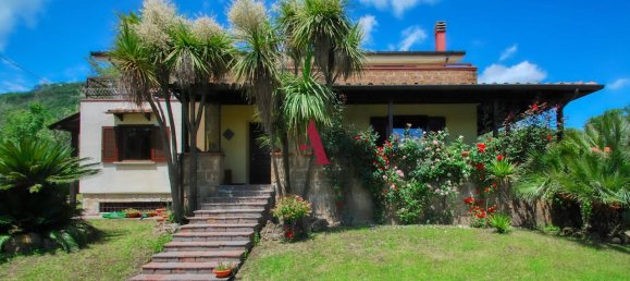 6غرفة فيلا في Mercogliano, Italy رقم 111237 2