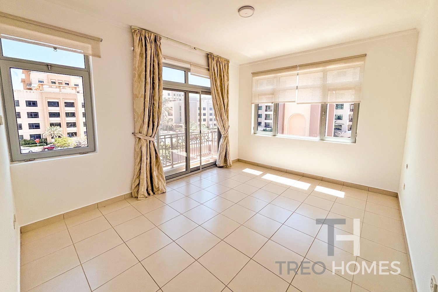 Квартира с 2 спальнями в Greens, ОАЭ № 94566