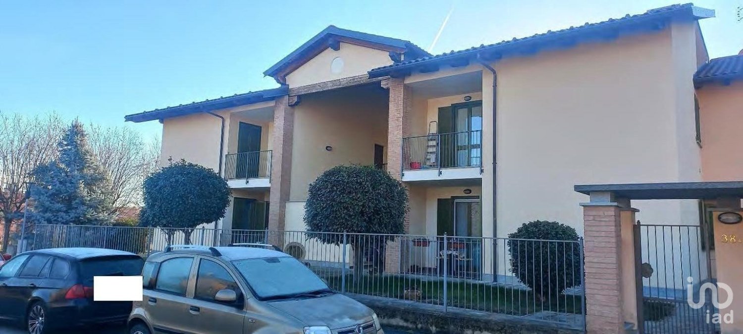 4 bedrooms Apartment in Cavour, Italy No. 200490