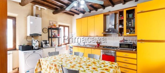 2 bedrooms Apartment in Carpi, Italy No. 280552 3