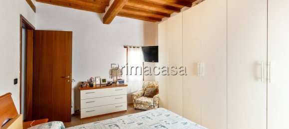 2 bedrooms Apartment in Carpi, Italy No. 280552 11