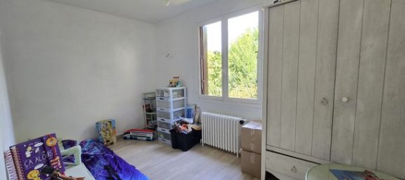 3 bedrooms House in Evreux, France No. 353681 8