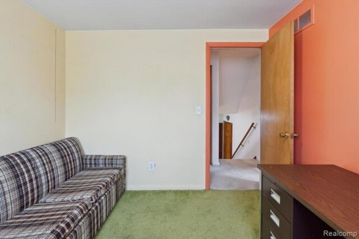 3 bedrooms House in Livonia, USA No. 377135