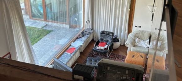 7 rooms Apartment in Erba, Italy No. 3927 9