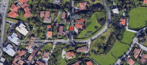 7 rooms Apartment in Erba, Italy No. 3927 3