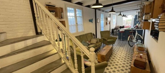 Studio in Pietrasanta, Italy No. 273737 8