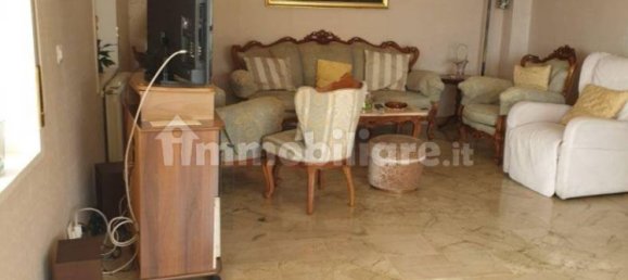 3 Schlafzimmer Wohnung in Messina, Italy, Nr. 71673 6