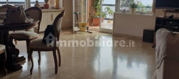 3 Schlafzimmer Wohnung in Messina, Italy, Nr. 71673 8
