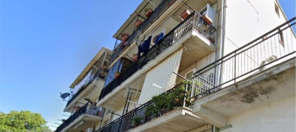 6غرفة شقة في Luzzi, Italy رقم 187823 2