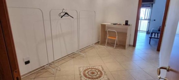 Apartamento de 2 dormitorios en Bari, Italy No. 17225 16