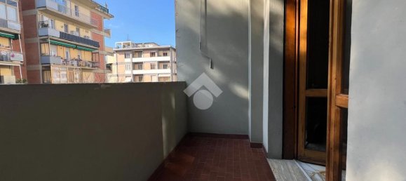 3 bedrooms Apartment in Florence, Italy No. 44990 20