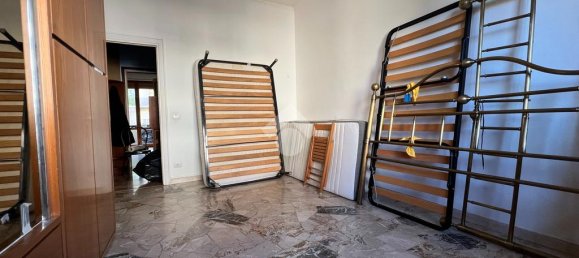 3 bedrooms Apartment in Florence, Italy No. 44990 18