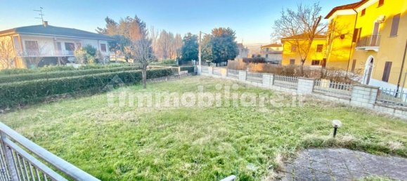 3 bedrooms Villa in Piacenza, Italy No. 156261 8