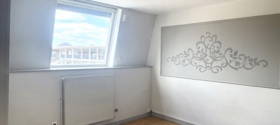 Дом с 5 спальнями в Льевен, Франция № 230356 9