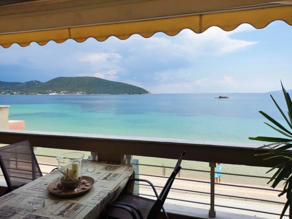 5 rooms Apartment in Kavala, Greece No. 52619