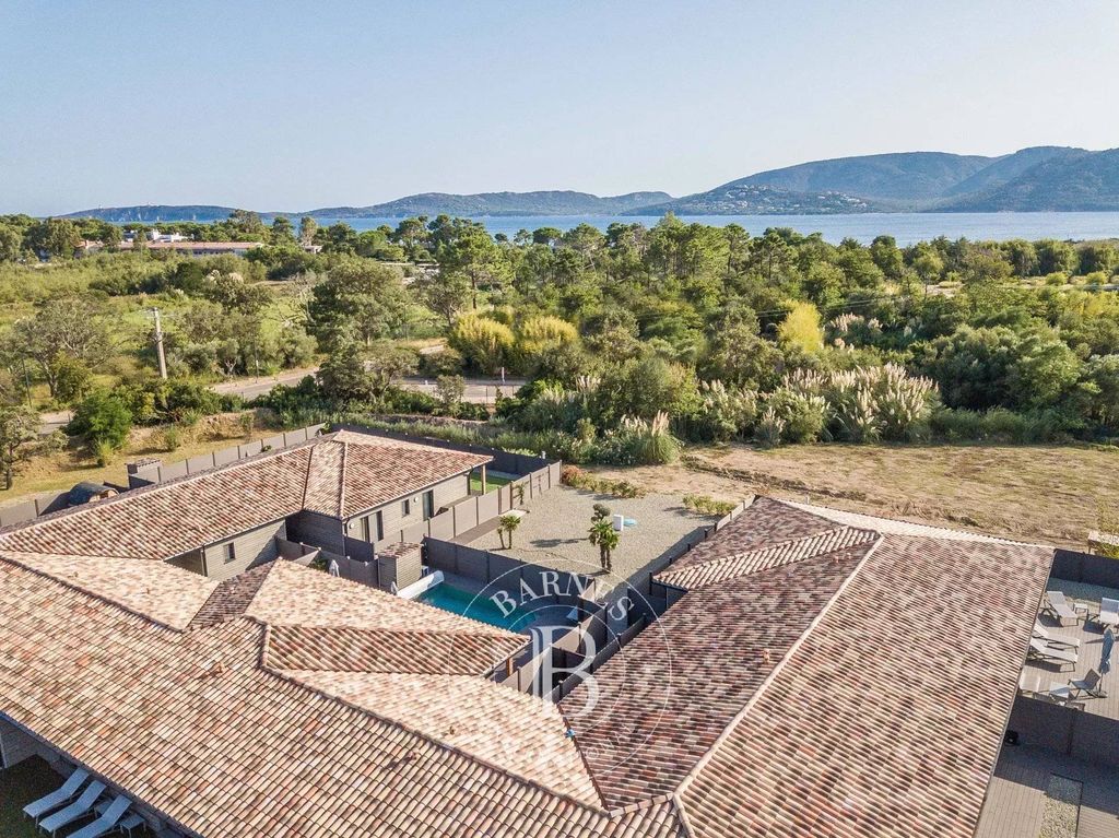 25 rooms Hotel in Lecci, France No. 88258