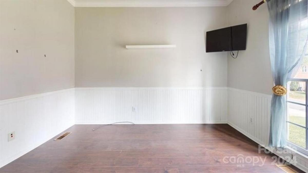 Дом с 4 спальнями в Concord, США № 217452